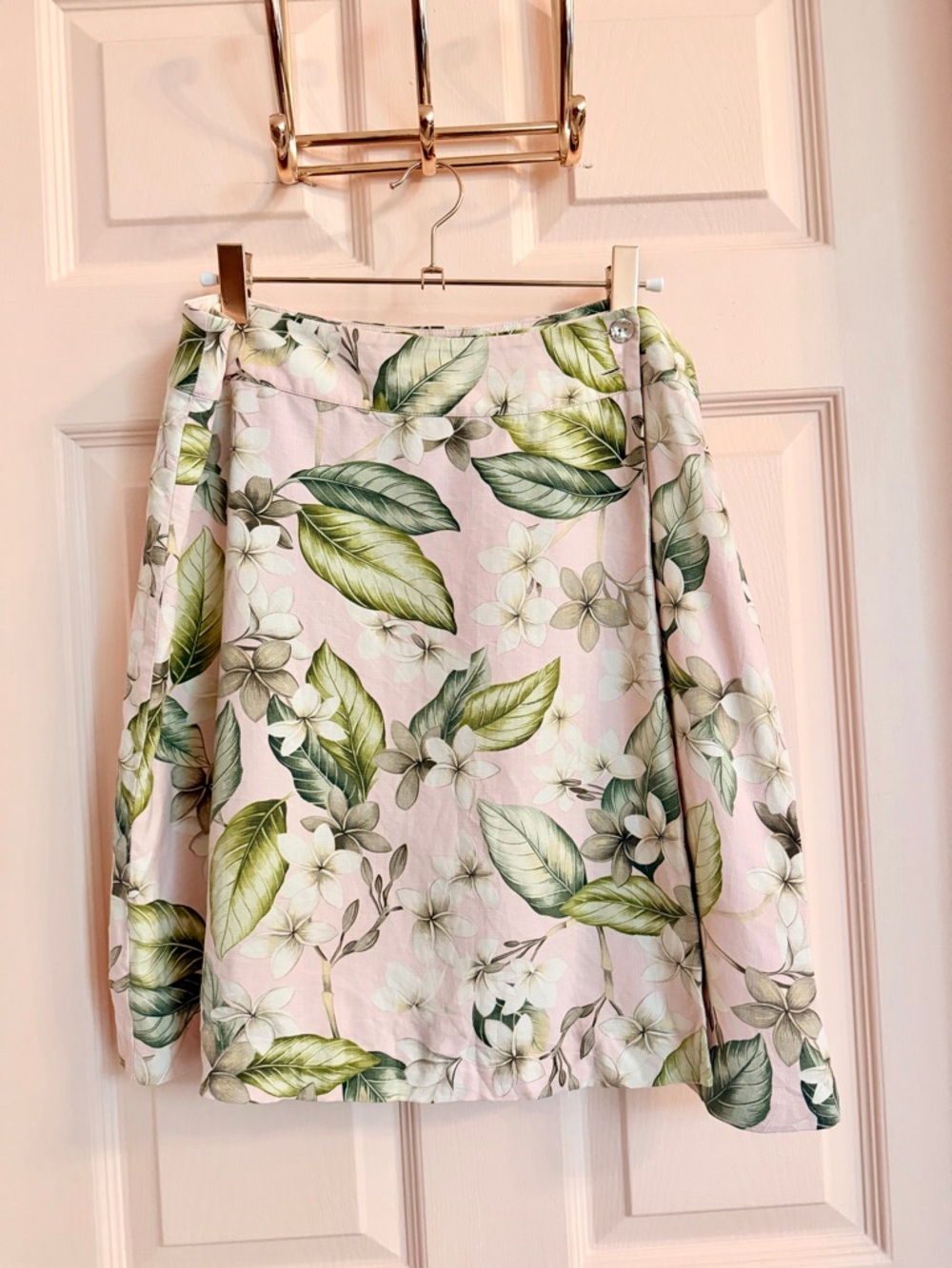 Pink silk Tommy Bahama skirt